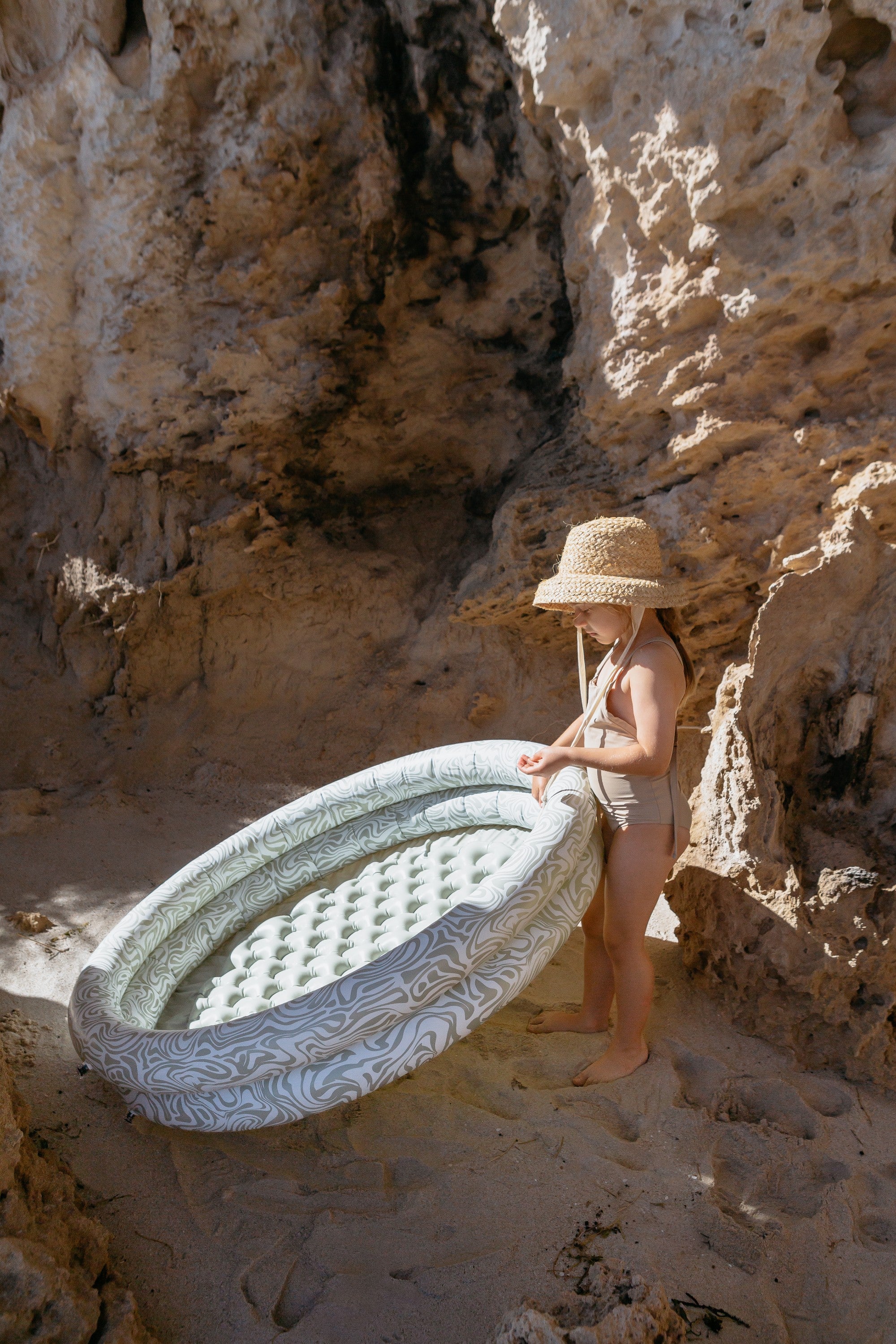 Swirl Inflatable Pool hello-samah.myshopify.com